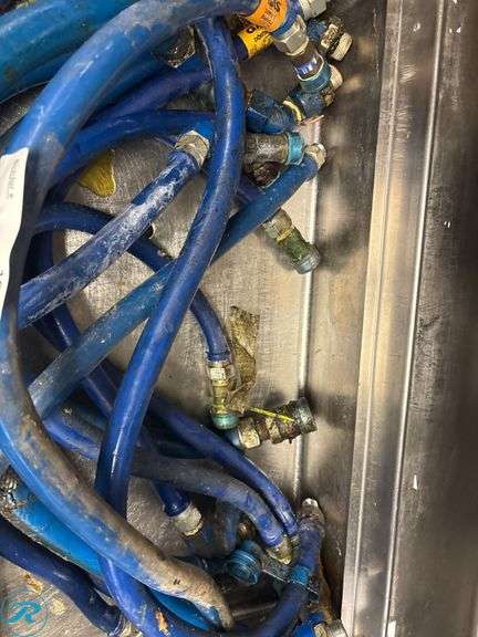 Dormont Gas Hoses With Various Sizes and Connectors - Roller Auctions