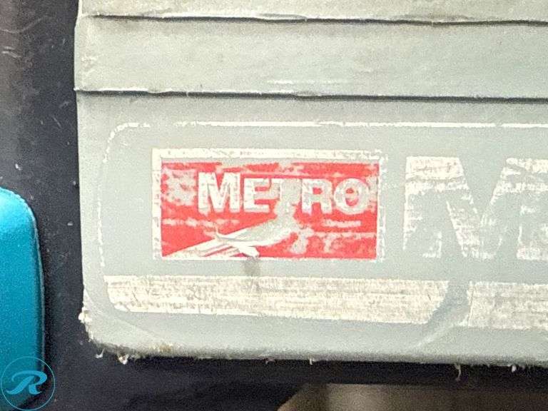 Metro MetroMax i Polymer Shelving Unit with Casters - Roller Auctions