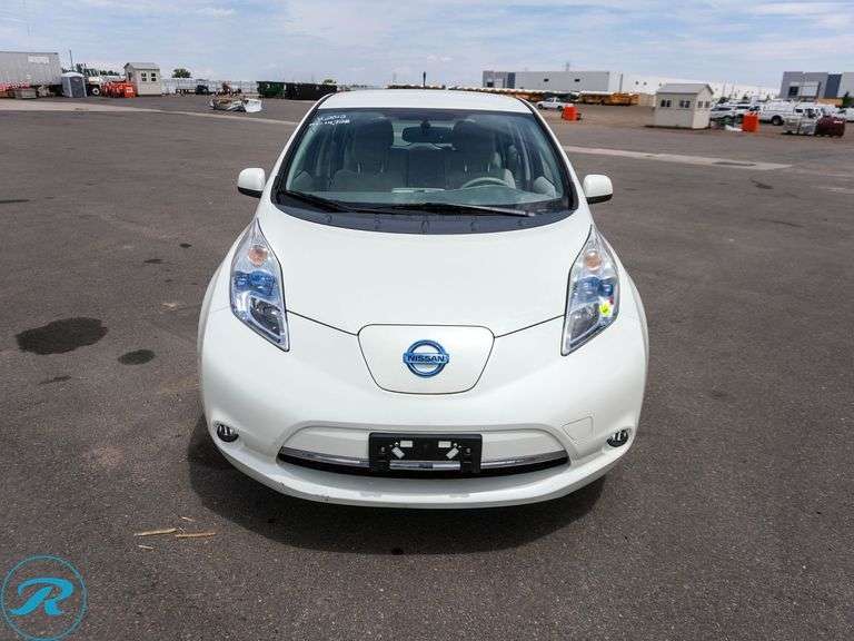 2012 Nissan Leaf FWD - Roller Auctions