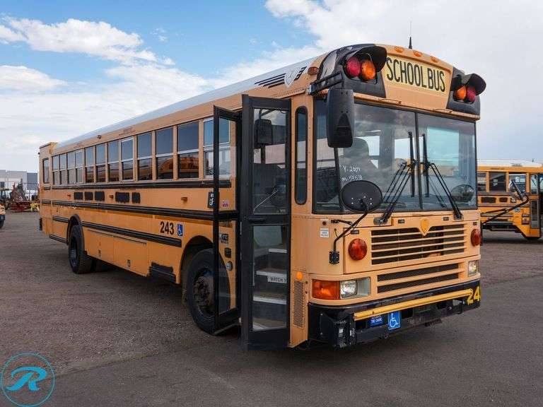 2010 International RWD 64-Passenger School Bus - Roller Auctions