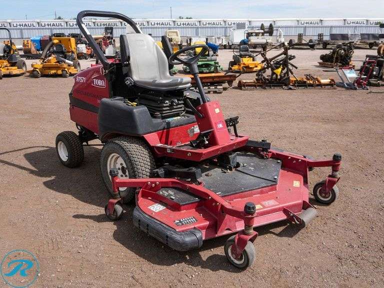 Toro Groundsmaster 3280-D Ride-On Mower - Roller Auctions