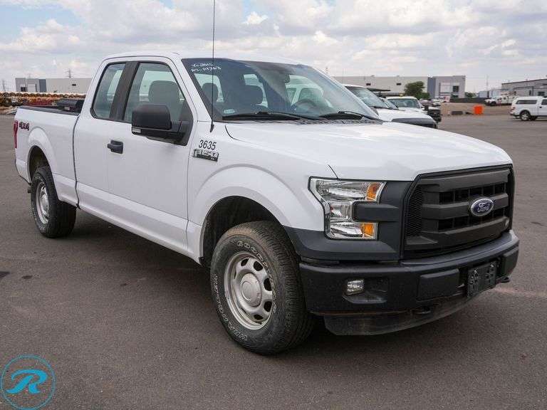 2016 Ford F150 XL 4WD Super Cab Pickup - Roller Auctions