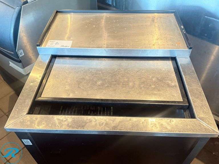 True T-24-GC Commercial Glass Chiller, 115V - Roller Auctions