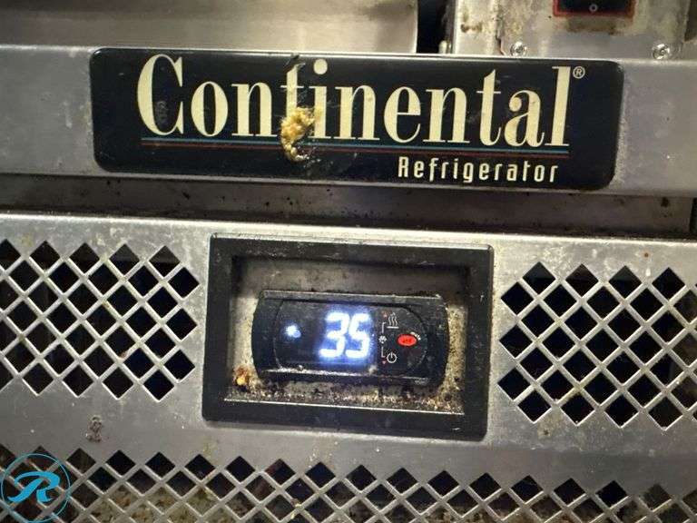 Continental Refrigerator Model D72GN Four-Drawer Refrigerated Chef Base on Casters - Roller Auctions