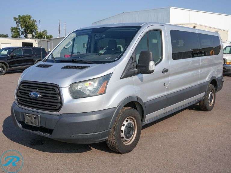 2015 Ford Transit 350 RWD 10-Passenger Van - Roller Auctions