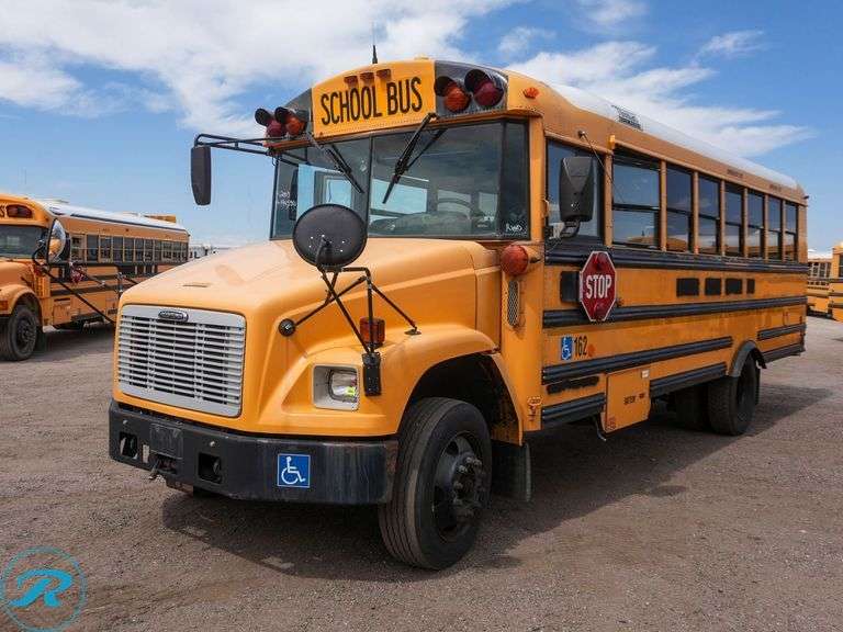 2003  Thomas  Freightliner  RWD  39-Passenger School Bus - Roller Auctions