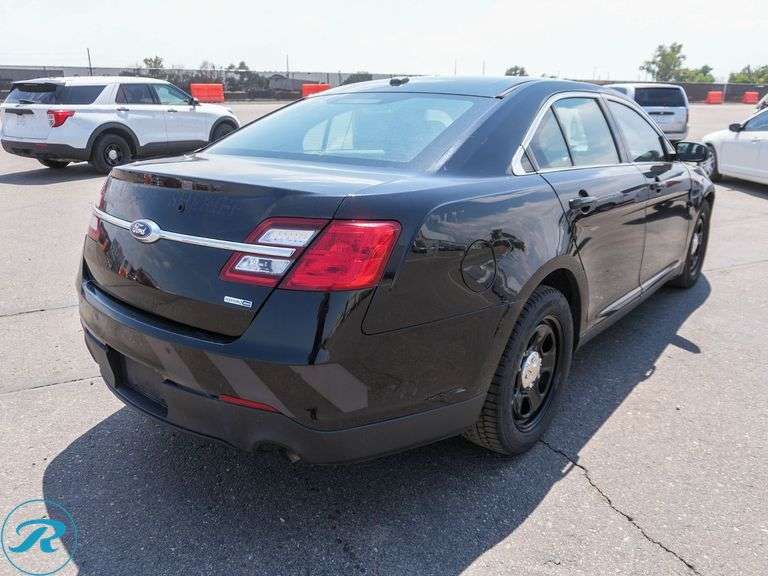 2018 Ford Taurus AWD Police Interceptor - Roller Auctions