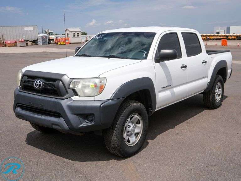 2014  Toyota  Tacoma   4WD Crew Cab  Pickup - Roller Auctions