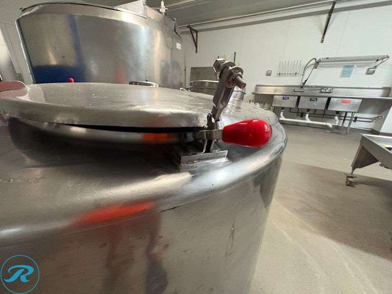 VMS Stainless Steel Jacketed Tank with Hinged Lid, 46” Diameter, 45” Tall - Roller Auctions