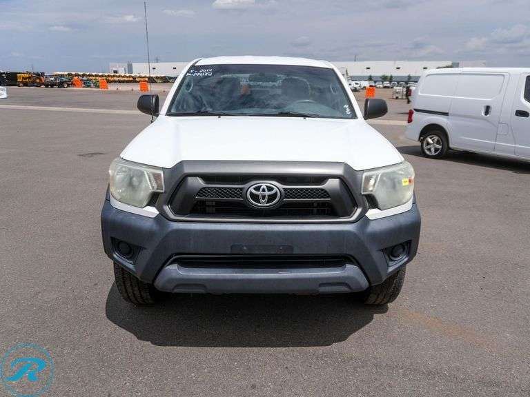 2014  Toyota  Tacoma   4WD Crew Cab  Pickup - Roller Auctions