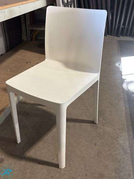 (10) White Resin Dining Chairs