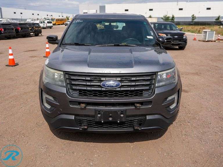 2016  Ford  Explorer   AWD Police Interceptor  SUV - Roller Auctions
