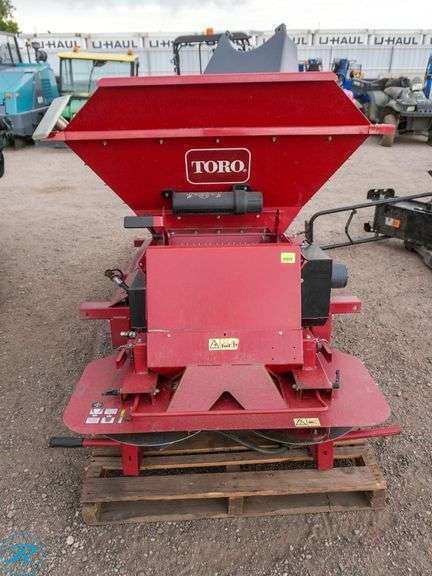 Toro Propass 200 Wireless (#44700) Spreader - Roller Auctions