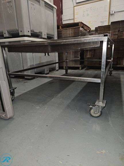 Stainless Steel 40″×66″ Drain Table on Casters - Roller Auctions
