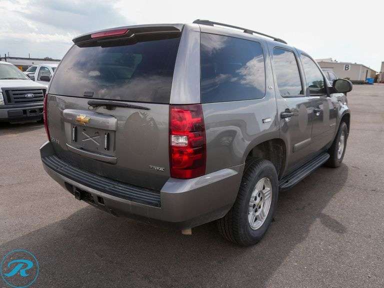 2007 Chevrolet Tahoe LS 4WD SUV - Roller Auctions