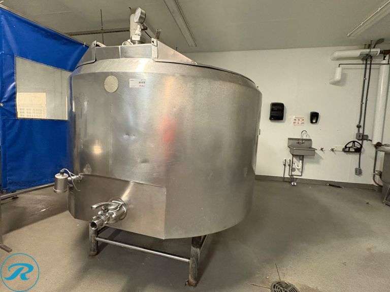 Cherry-Burrell Round Processor Tank Model WPT, 72” Diameter, 82” Tall