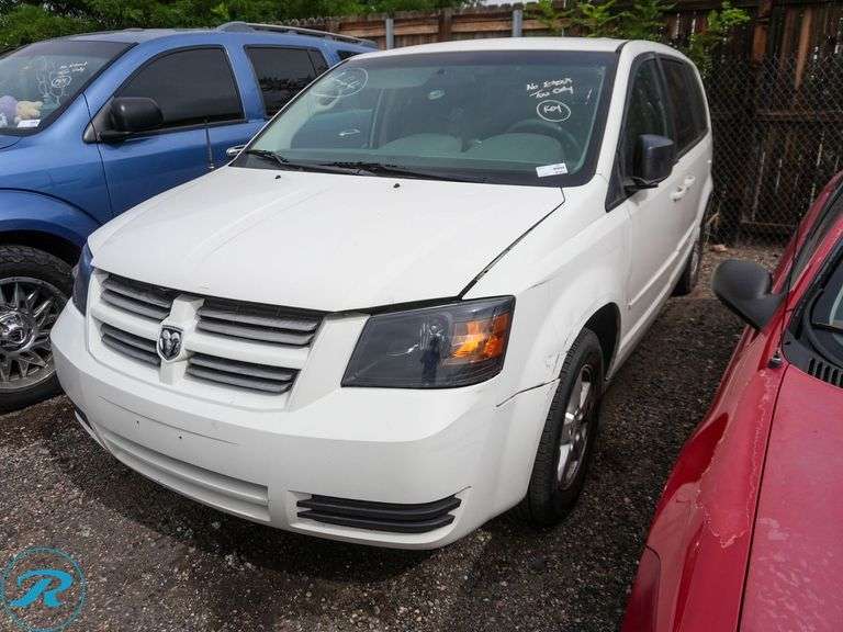 2009  Dodge  Grand Caravan SE  FWD