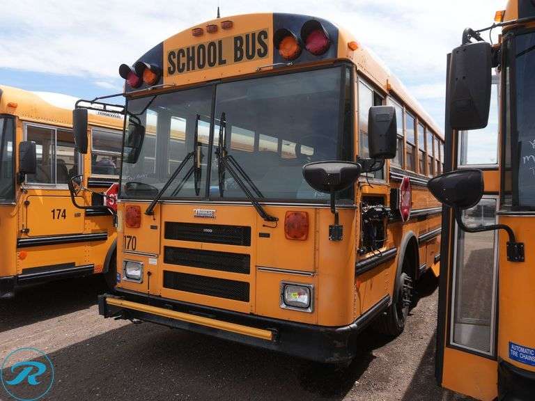 2007 Thomas RWD 71-Passenger School Bus - Roller Auctions