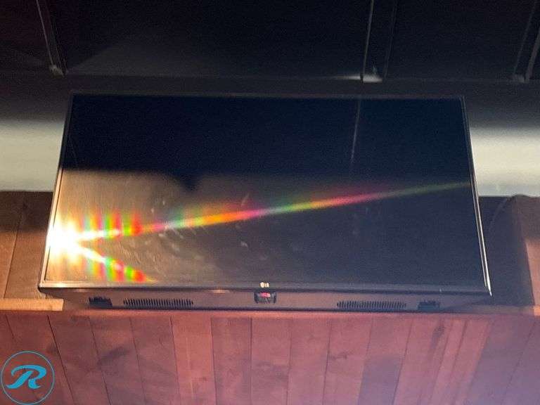 (2) LG Flat-Screen Televisions - Roller Auctions