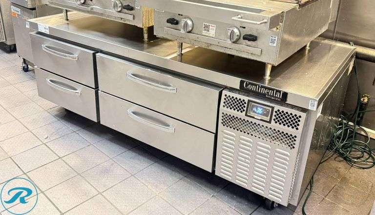 Continental Refrigerator Model D72GN Four-Drawer Refrigerated Chef Base on Casters - Roller Auctions