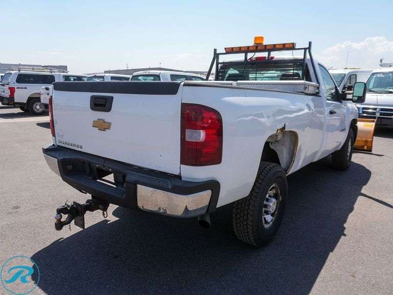 2008 Chevrolet Silverado 3500 HD 4WD Pickup - Roller Auctions