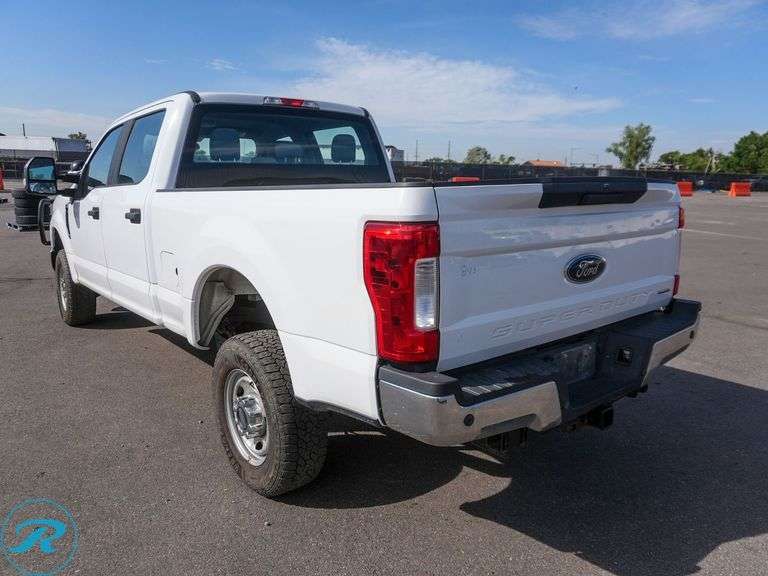 2019 Ford F250 Super Duty XL 4WD Crew Cab Pickup - Roller Auctions