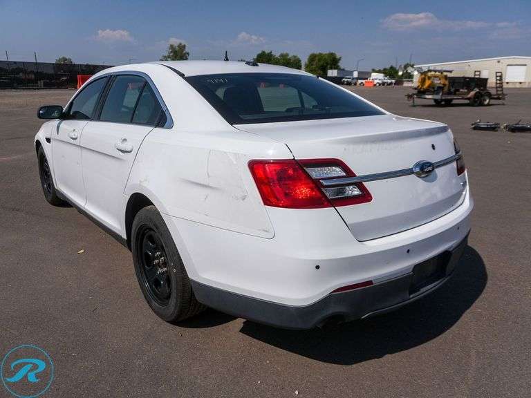 2016 Ford Taurus AWD Police Interceptor - Roller Auctions
