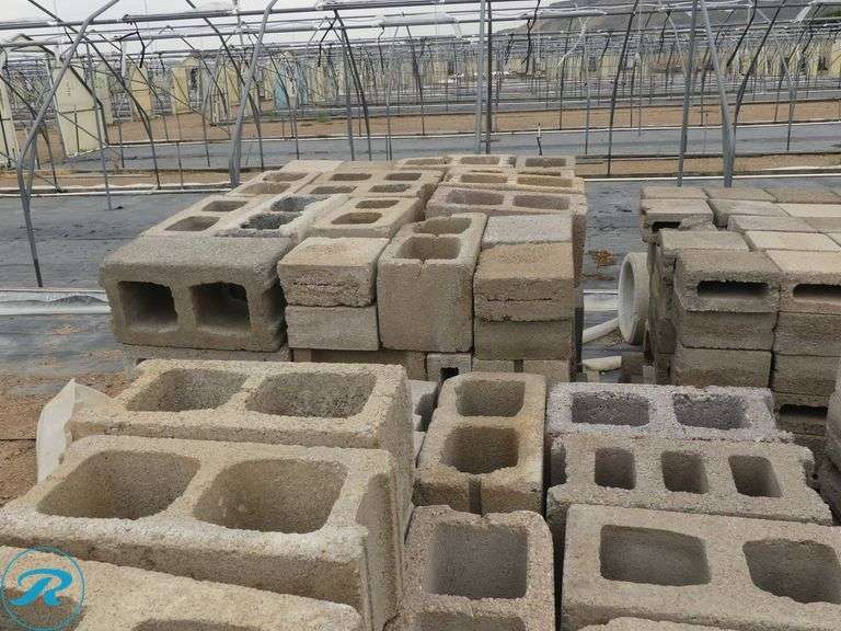 (24) Pallets of Concrete Blocks - Roller Auctions