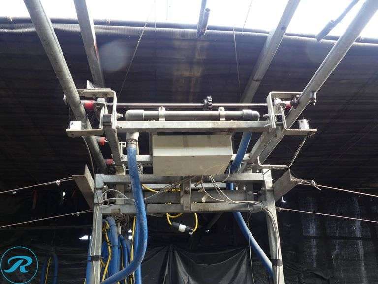 GTI Common Sense Greenhouse 30′ Boom Irrigation System, 120′ Travel Rail, 100′ Follow Track Hose - Roller Auctions