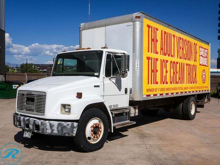 1998  Freightliner  FL70   Box Truck 1998  Freightliner  FL70   Box Truck
