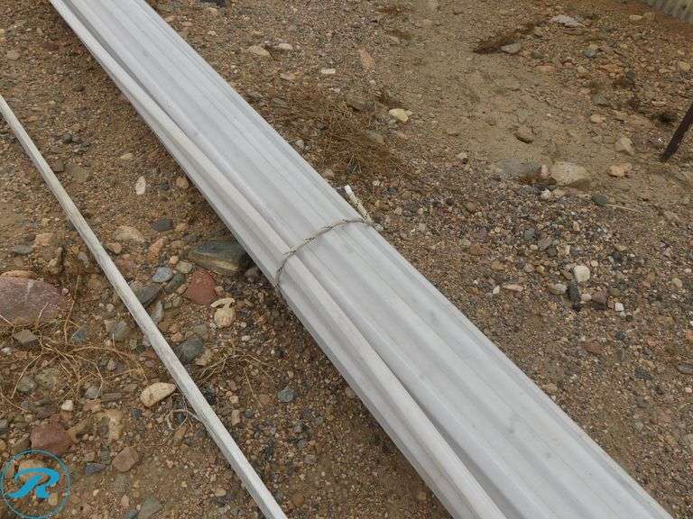 Roll of Corrugated Plastic Paneling - Roller Auctions