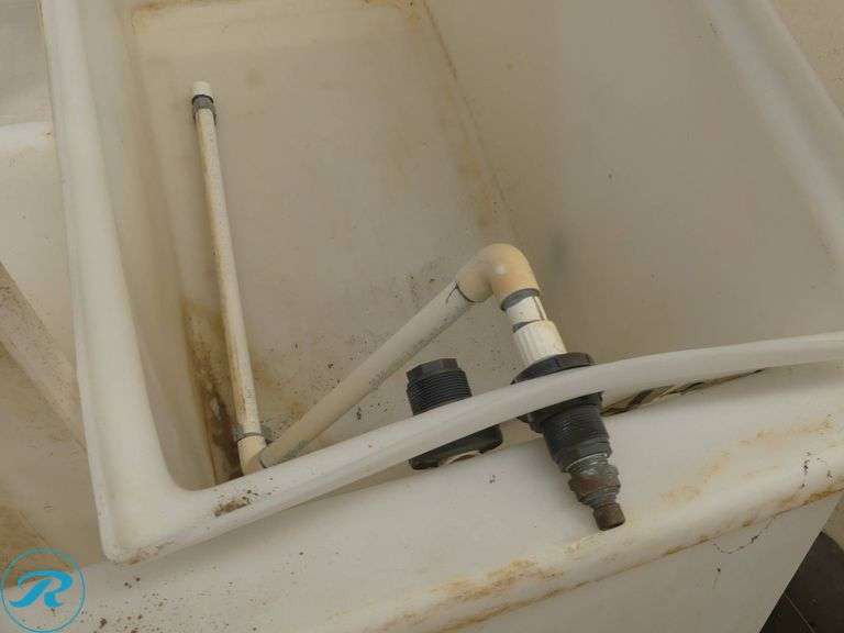 (3) Plastic Chemical Mixing Tanks with Valves and Lids - Roller Auctions
