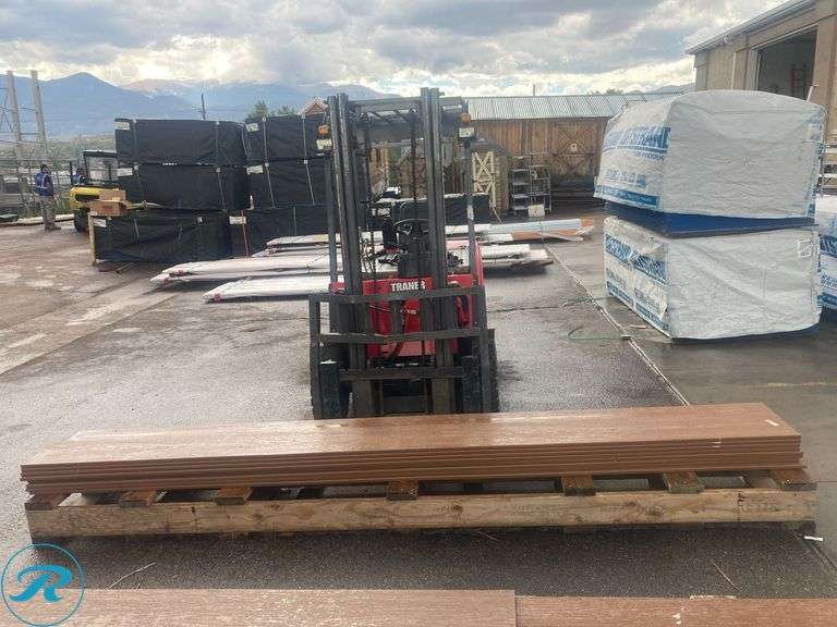 (15) New- (8) Fiberon Good Life 3/4" x 11.75" x 12ft Cabin Square composite Deckboard (7) Fiberon Good Life 3/4" x 7.25" x 12ft Cabin Square Riser - Roller Auctions