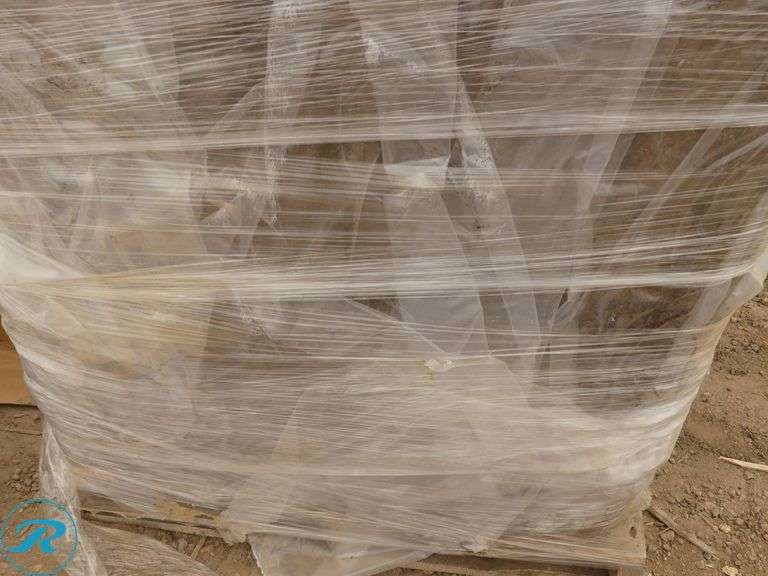 Pallet of Peat Moss - Roller Auctions