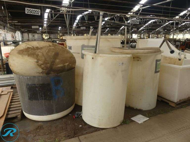 (4) Plastic Chemical Mixing Tanks - Roller Auctions