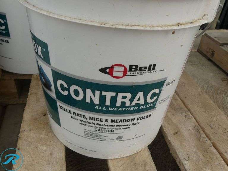 Pallet of Pest Control Products Including Bell Contrac and Mole Scram Professional - Roller Auctions