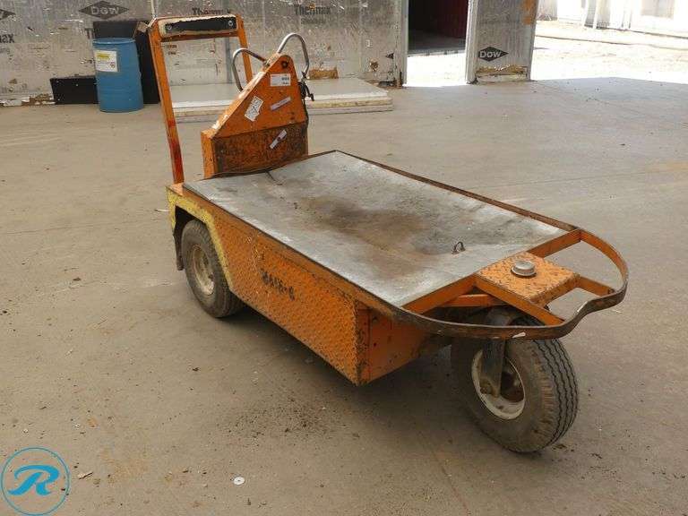 Taylor Dunn  Stock Chaser - Roller Auctions