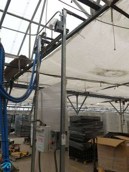 Plant Cart Watering Tunnel - Roller Auctions