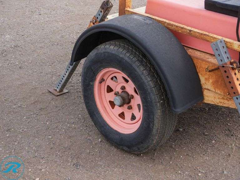 2005  Homemade  Eclipse  Towable Arrow Board - Roller Auctions