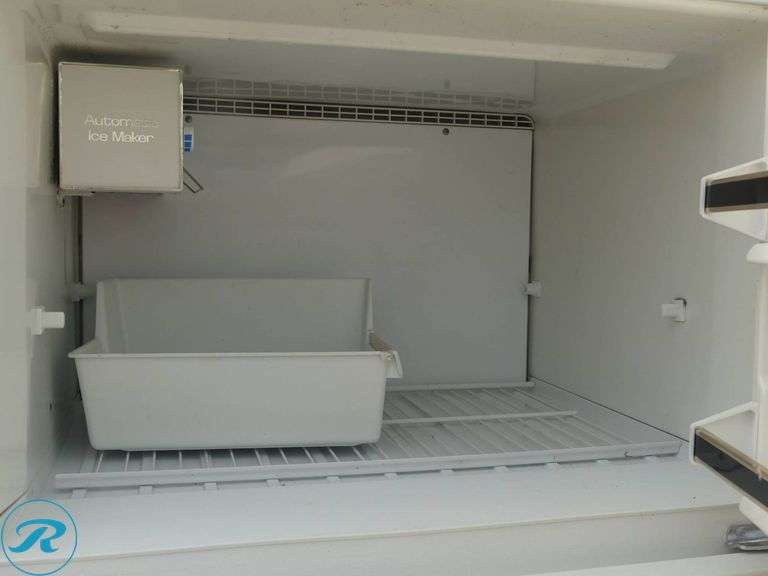 Whirlpool ET18MXXAW03 Refrigerator/Freezer - Roller Auctions