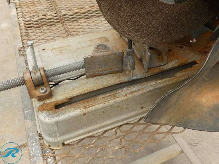 Makita 2414B 14″ Metal Cut-Off Saw on 2-Tier Metal Cart, 39″ x 24″ - Roller Auctions
