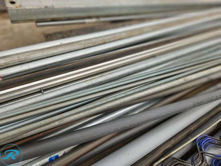 Pallet of Conduit and All-Thread - Roller Auctions