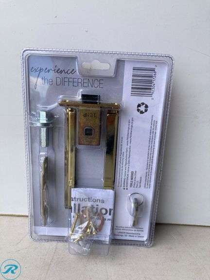 (1) New- LARSON Gold Lockable Storm door Replacement Handleset (Total of 1) - Roller Auctions