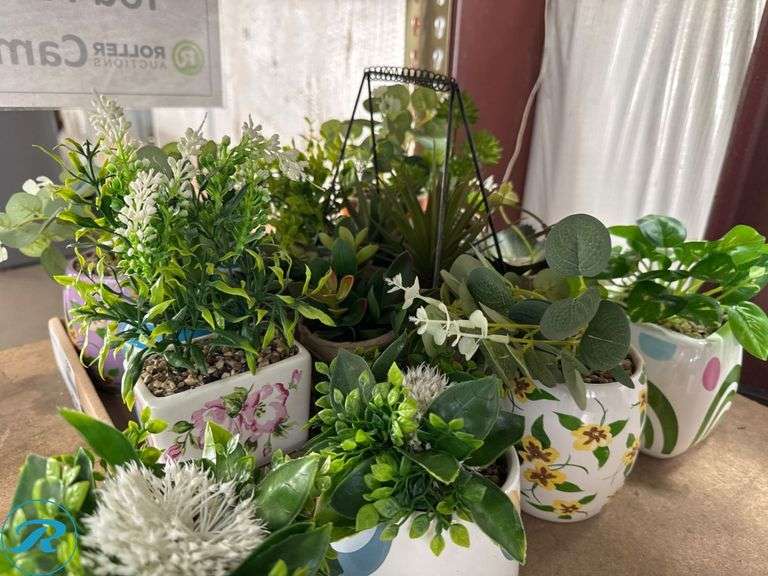 Potted Artificial Plants with Decorative Pots - Roller Auctions