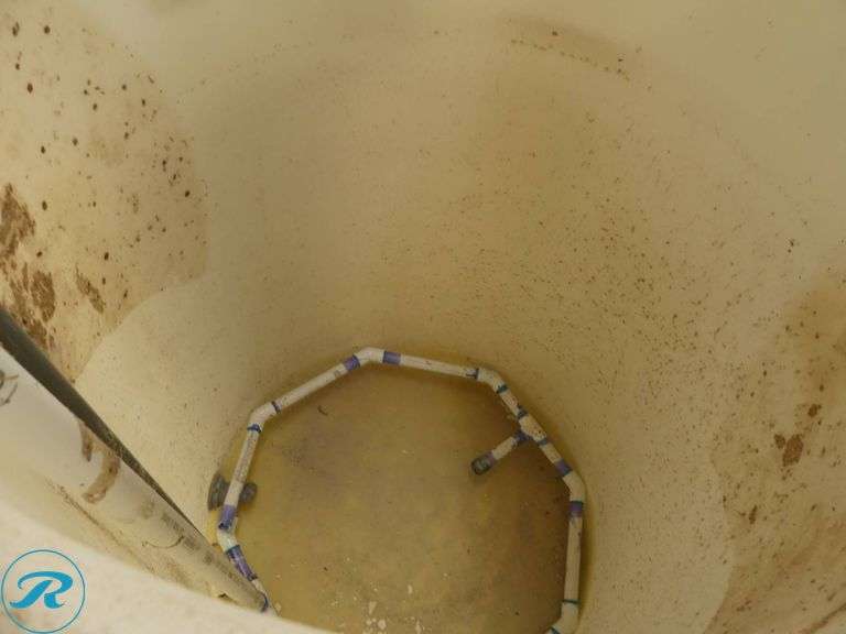 (4) Plastic Chemical Mixing Tanks - Roller Auctions