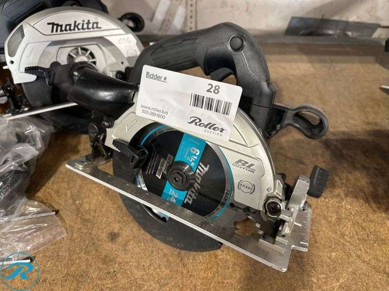 (2) Makita XSH04 18V Circular Saws - Roller Auctions