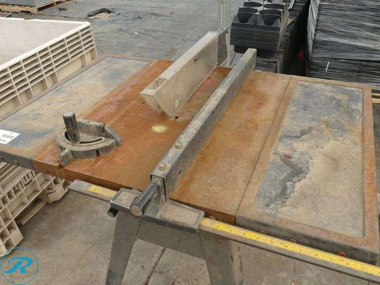 Sears Craftsman 113.298151 10″ Table Saw - Roller Auctions