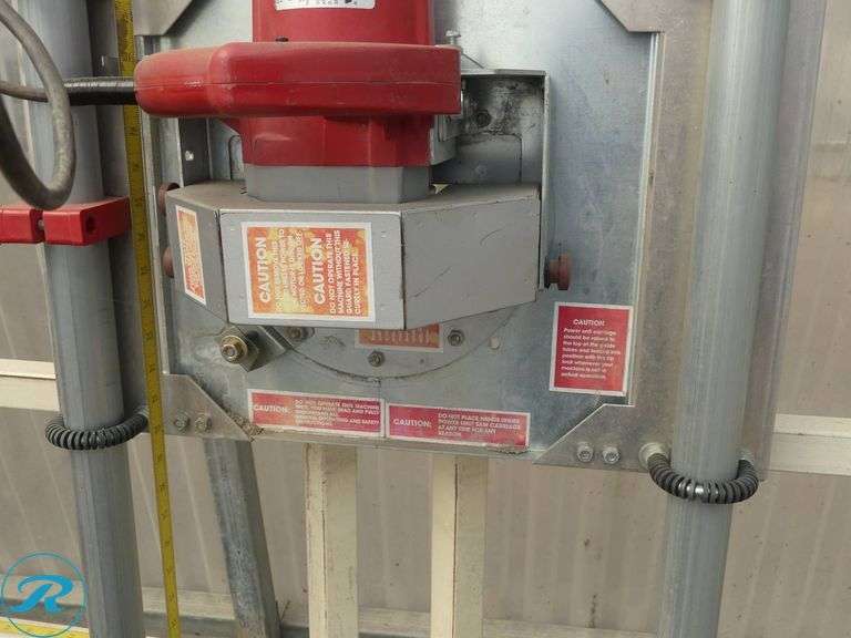 Vertical Panel Saw With Milwaukee 6410 Saw, 120″ x 87″ - Roller Auctions