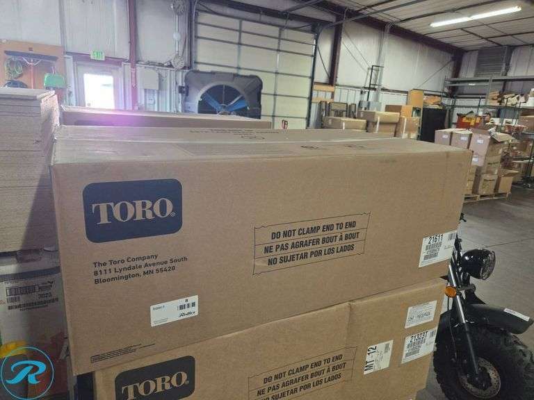 New Toro Model 21611 Electric Walk-Behind Push Lawn Mower - Roller Auctions