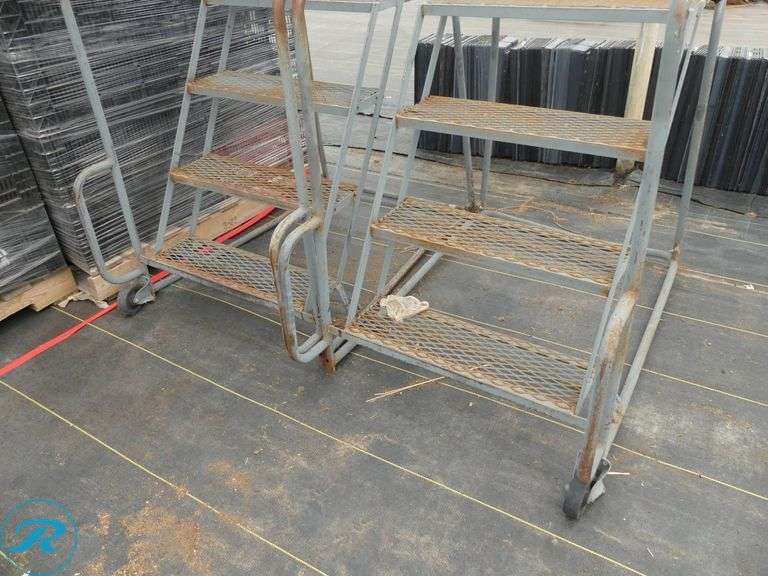 (2) Metal Rolling Step Ladders (Missing Wheels) - Roller Auctions